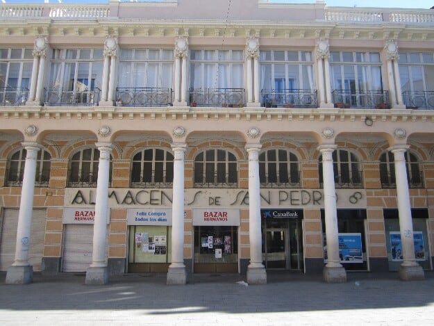 Edificio de Almacenes San Pedro en Barbastro, uno de los inmuebles que se rehabilitará