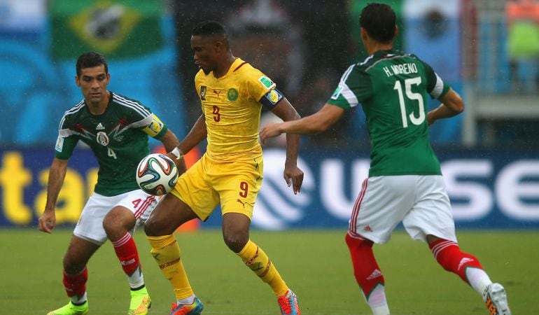 Etoo (9) jugó contra México en Brasil su último partido, hasta la fecha, como Mundialista.