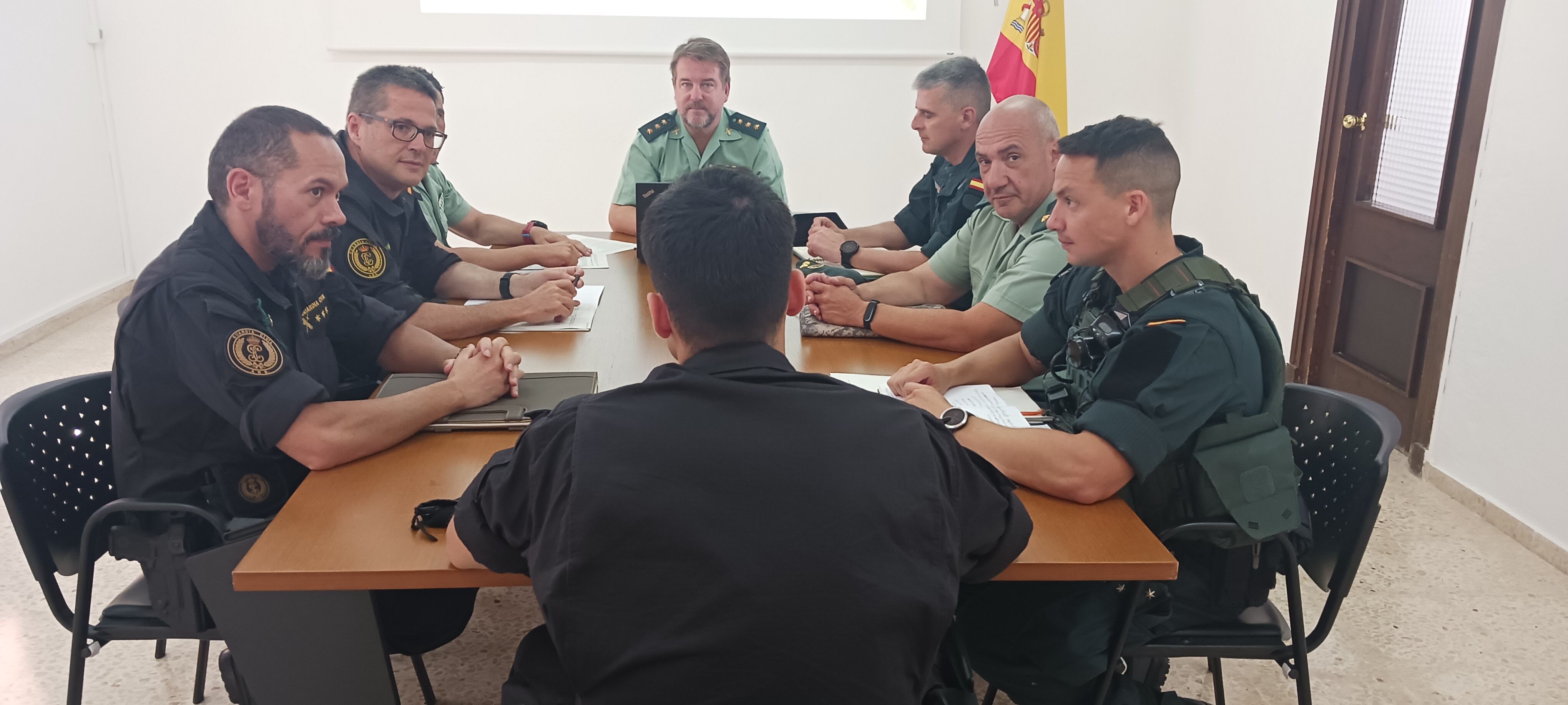 Imagen de la reunión de los responsables de la Guardia Civil