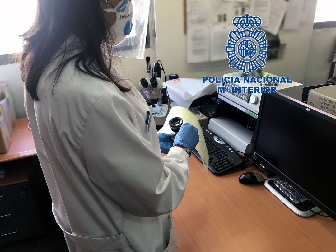 Investigando la falsedad documental