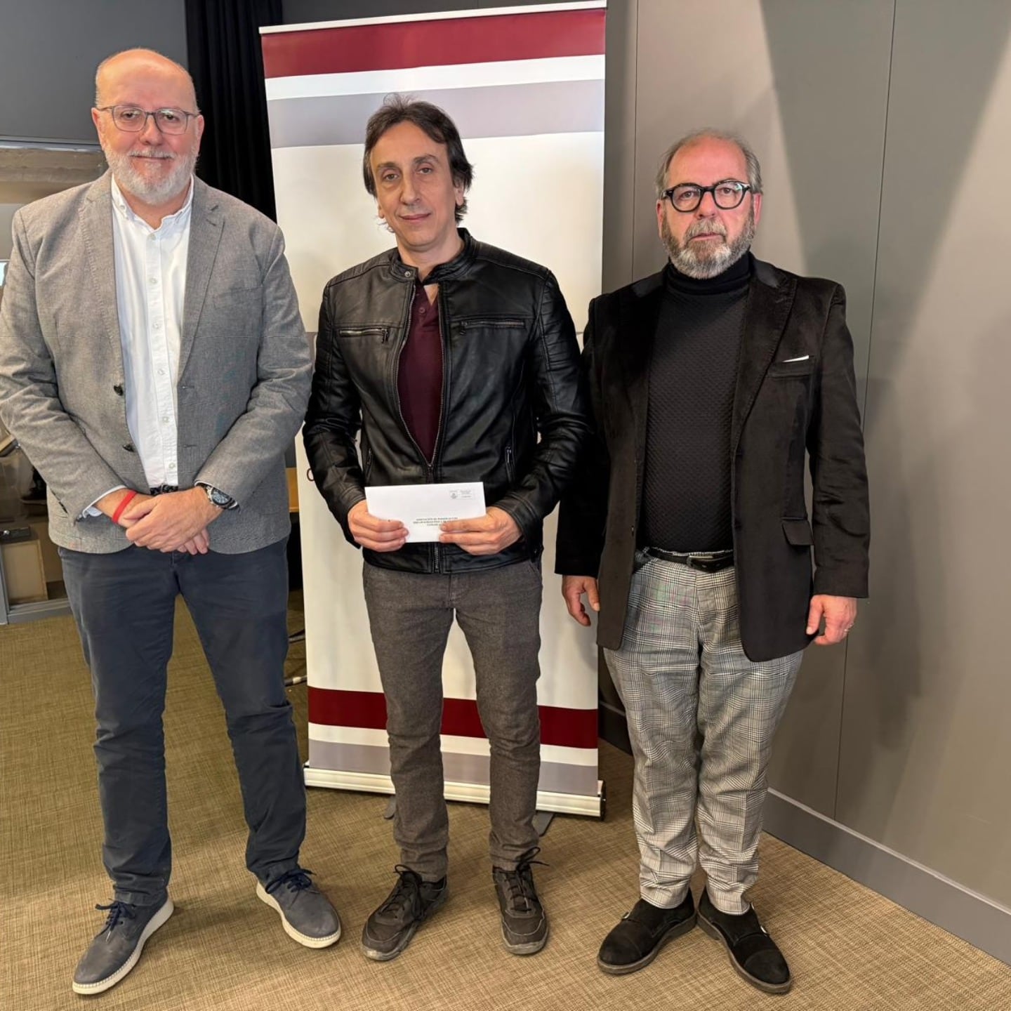 Entrega de la colaboración de ICALI a AMIF