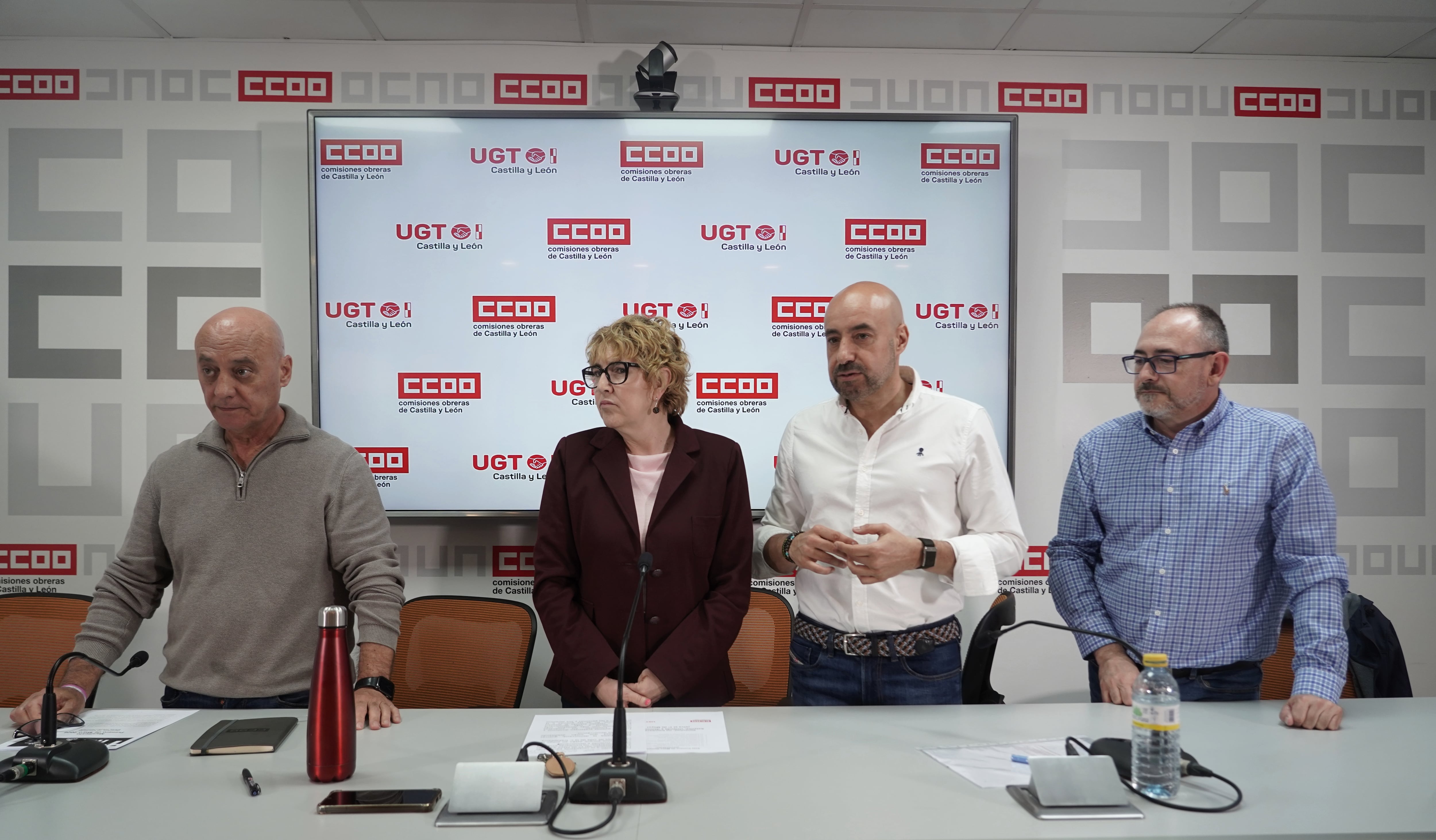 Los secretarios generales de UGT y CCOO en Castilla y León, Óscar Lobo y Ana Fernández de los Muros, explican las reivindicaciones que llevan a la calle en las distintas manifestaciones y concentraciones del próximo 1º de Mayo en diferentes municipios de Castilla y León.