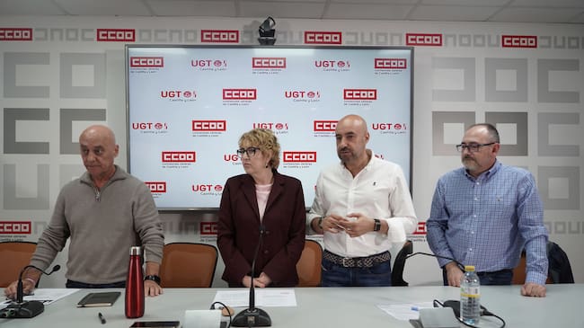 Los secretarios generales de UGT y CCOO en Castilla y León, Óscar Lobo y Ana Fernández de los Muros, explican las reivindicaciones que llevan a la calle en las distintas manifestaciones y concentraciones del próximo 1º de Mayo en diferentes municipios de Castilla y León.