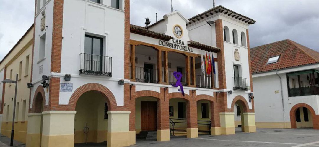 El gobierno municipal ha defendido el evento de 'perros al agua'