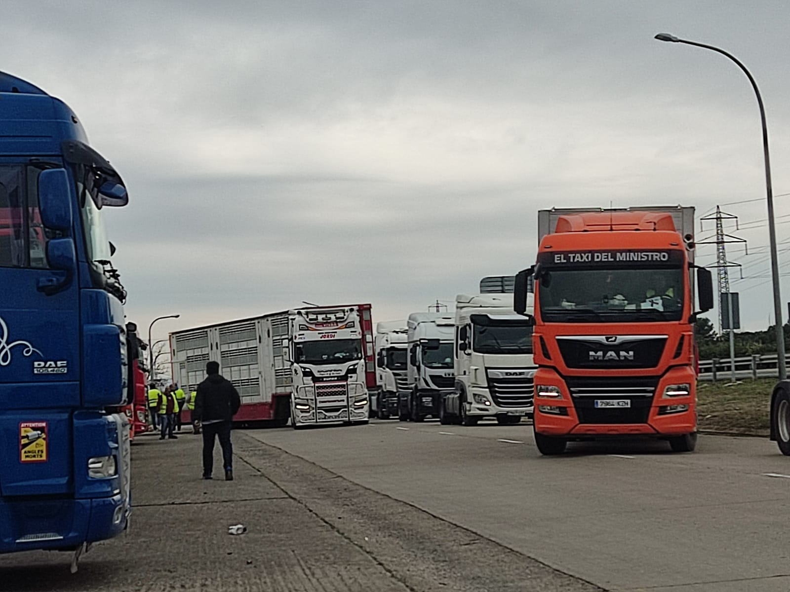 Protesta de camiones en la Ciudad del Transporte de Zaragoza en marzo de 2022