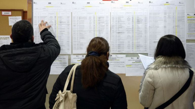 Oficina de empleo (archivo)