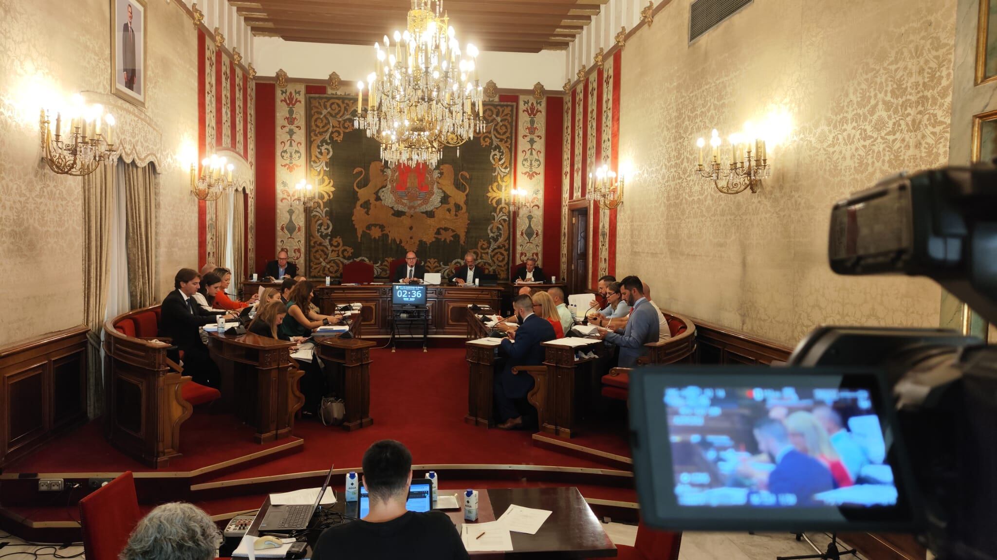 Imagen de archivo de una sesión plenaria ordinaria en el Ayuntamiento de Alicante