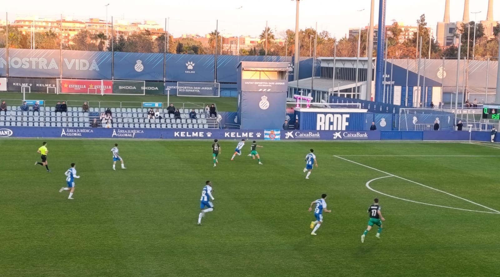 Instante del partido en la Ciudad Deportiva Dani Jarque