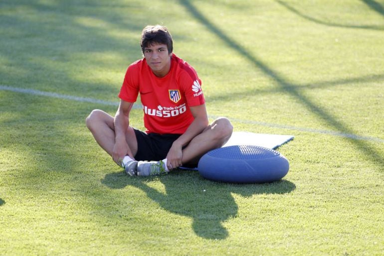 Óliver Torres en un entrenamiento.