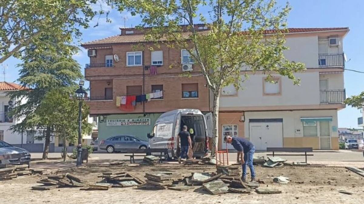 Los niños diseñan su parque infantil en Coria