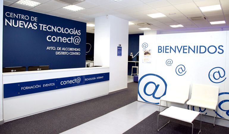 Las instalaciones del Centro de Nuevas Tecnologías Conect@ Alcobendas lucen renovadas con nuevos servicios y equipamientos para todos los públicos