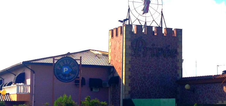 El Club Privée, a la carretera de Salou. 