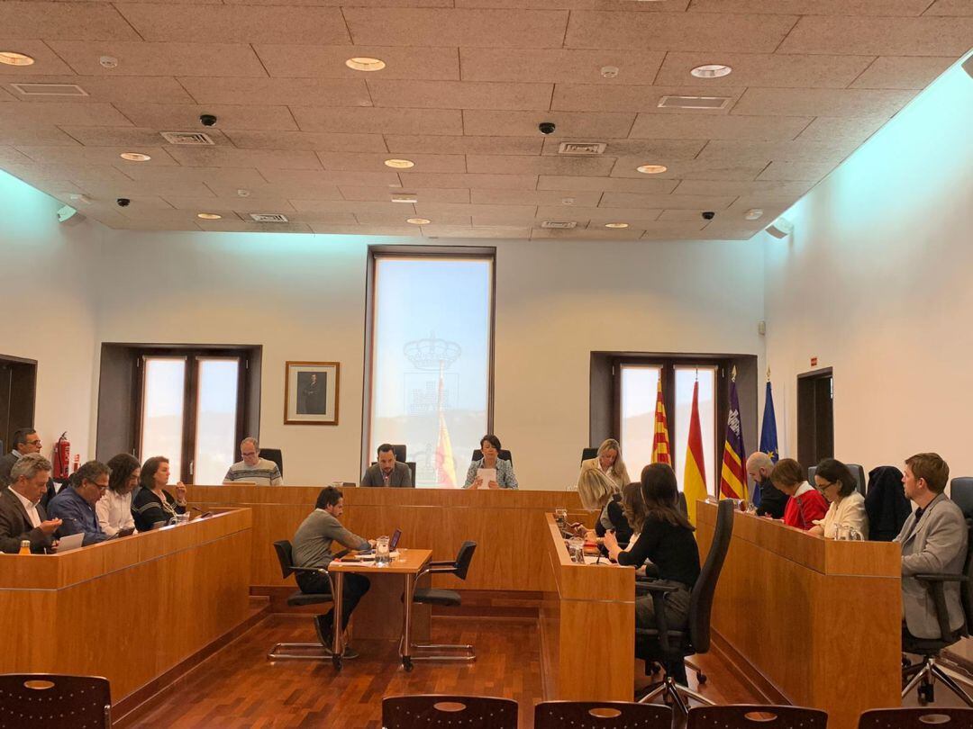Imagen del pleno del Ayuntamiento de Ibiza