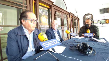 Francisco Piqueras, responsable de Operaciones de Aguas de Lorca, Antonio Franco, gerente de Aguas de Lorca y el periodista de Radio Lorca, Miguel Meroño