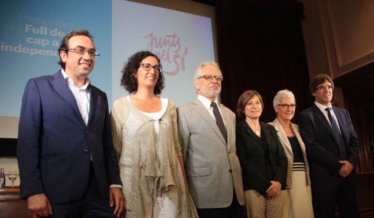 Junts pel Sí detalla el seu full de ruta cap a la independència assegurant &quot;que no hi haurà salts al buit en cap moment&quot;