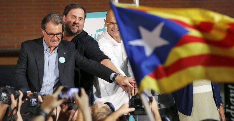 Mas, Junqueras y Romeva en el acto de inicio de la campaña electoral