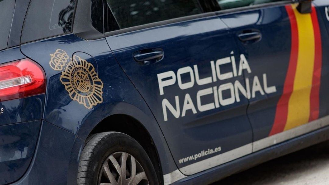 Un vehículo de Policía Nacional.