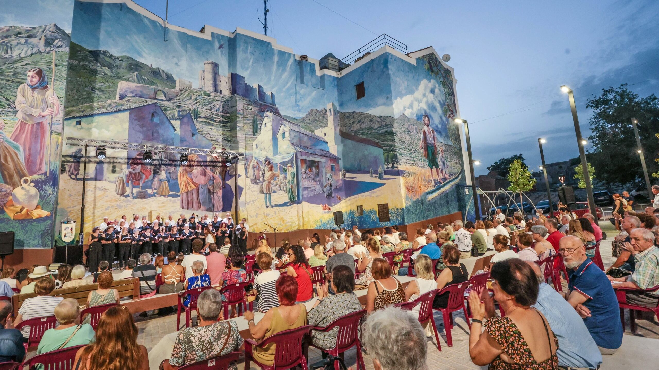 La plaza de Arriba de Elda durante un concierto en la anterior edición del "Elda 40 Gra2"