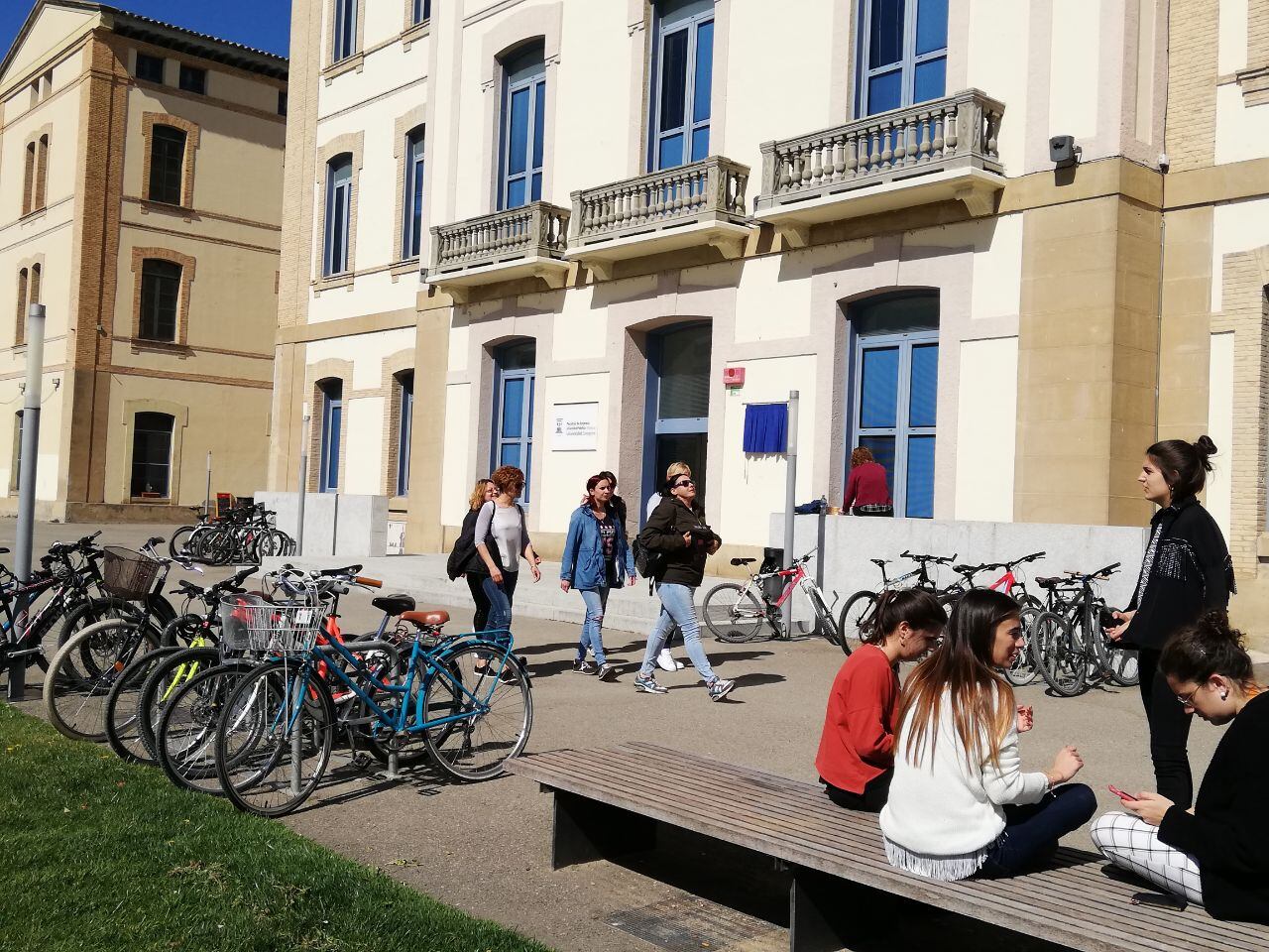 Facultad de Empresa y Gestión Pública del Campus de Huesca