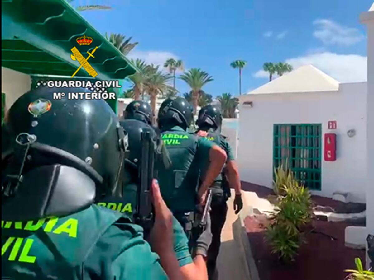 Tres detenidos por robar 50.000 euros de una caja fuerte en Lanzarote