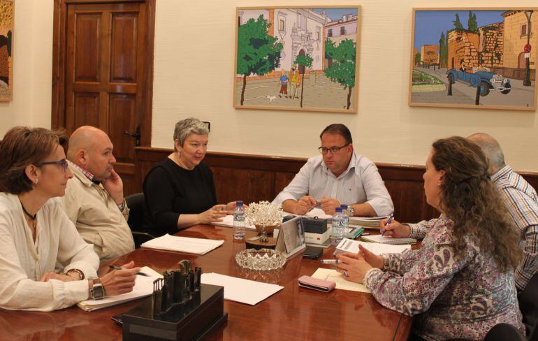 Osuna reunido con los vecinos de la Zona Sur