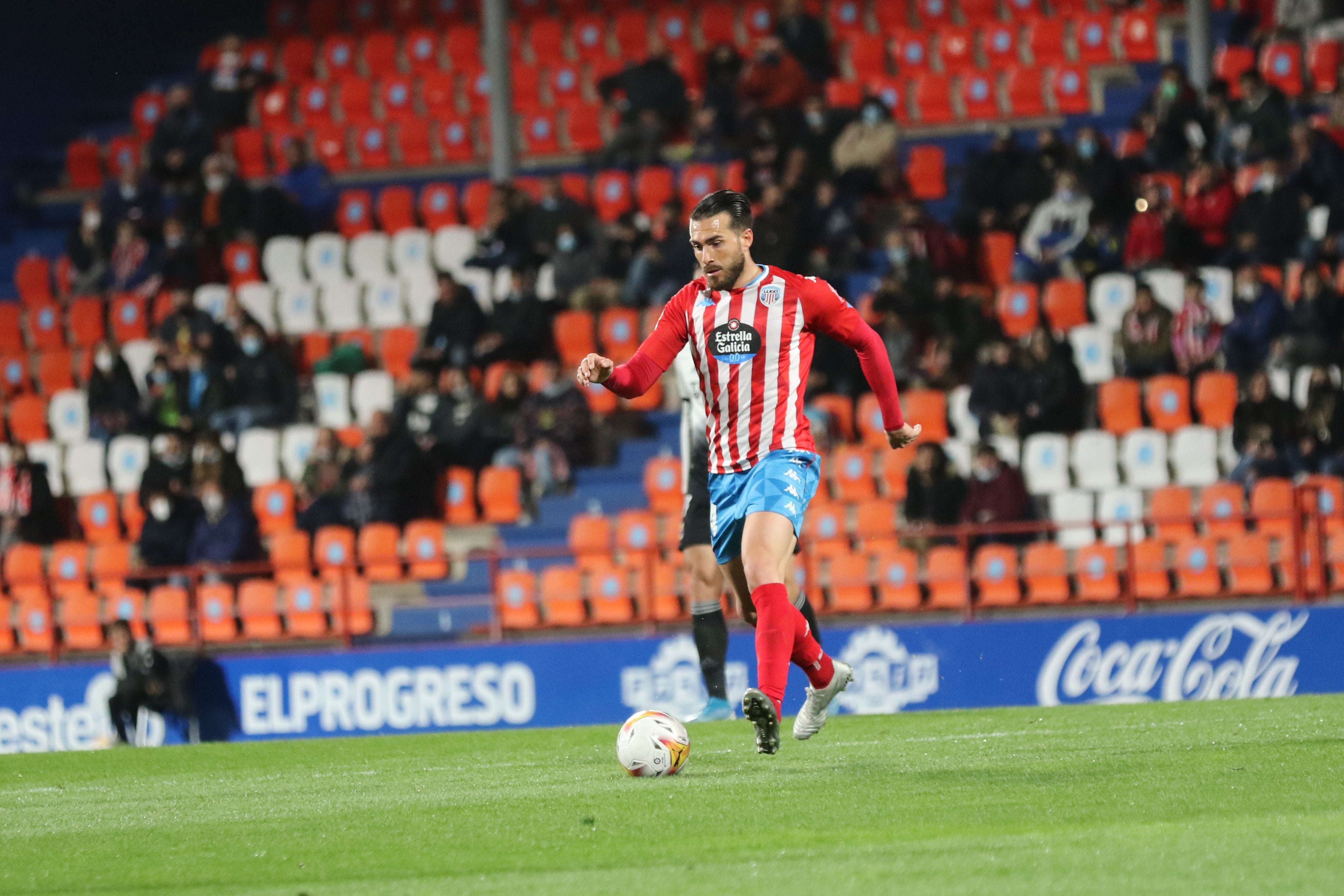 Xavi Torres durante un partido en el Anxo Carro