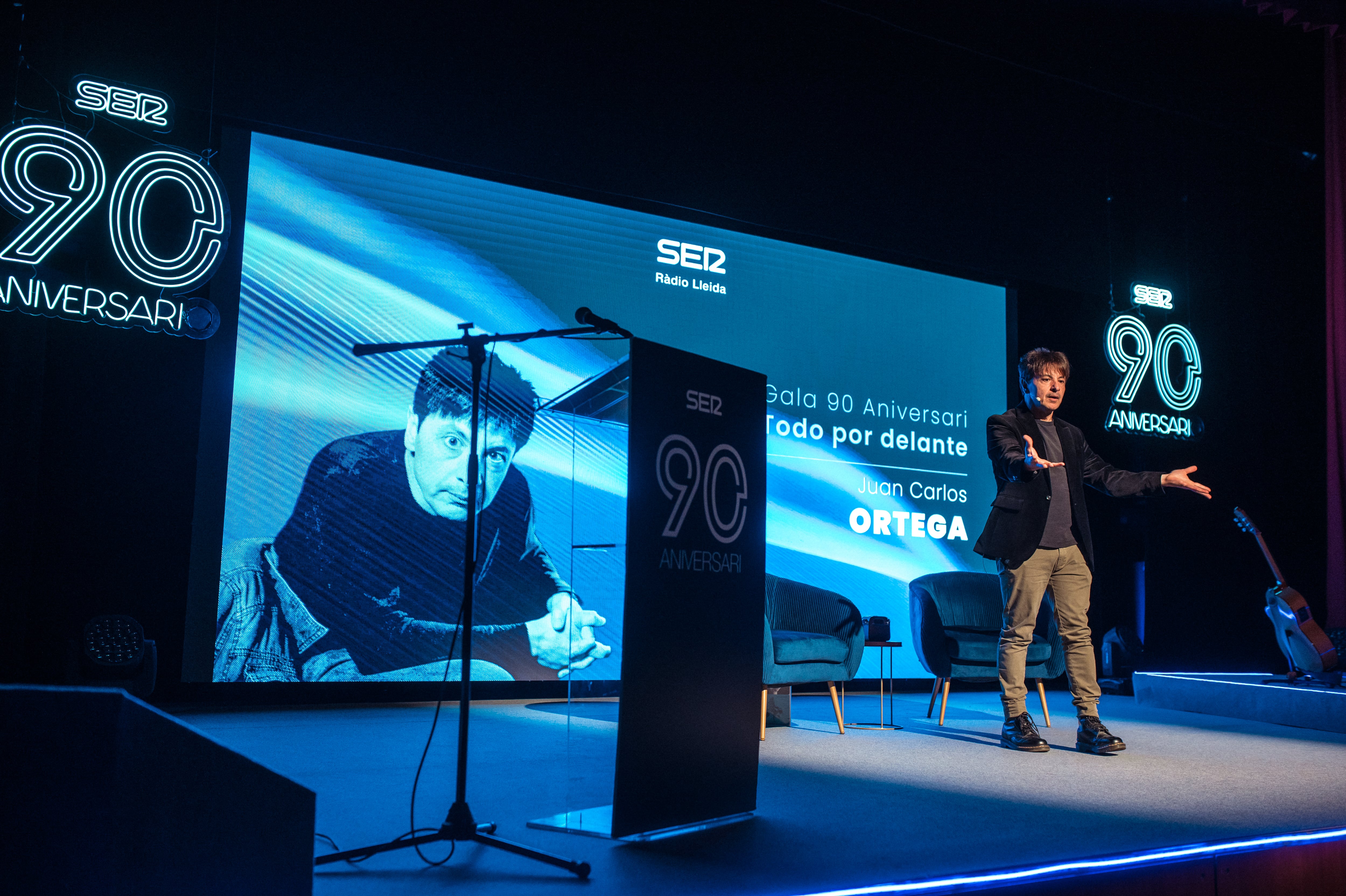 Un moment de la gala dels 90 anys de Ràdio Lleida, presentada per l&#039;humorista Juan Carlos Ortega. Foto: David del Val.