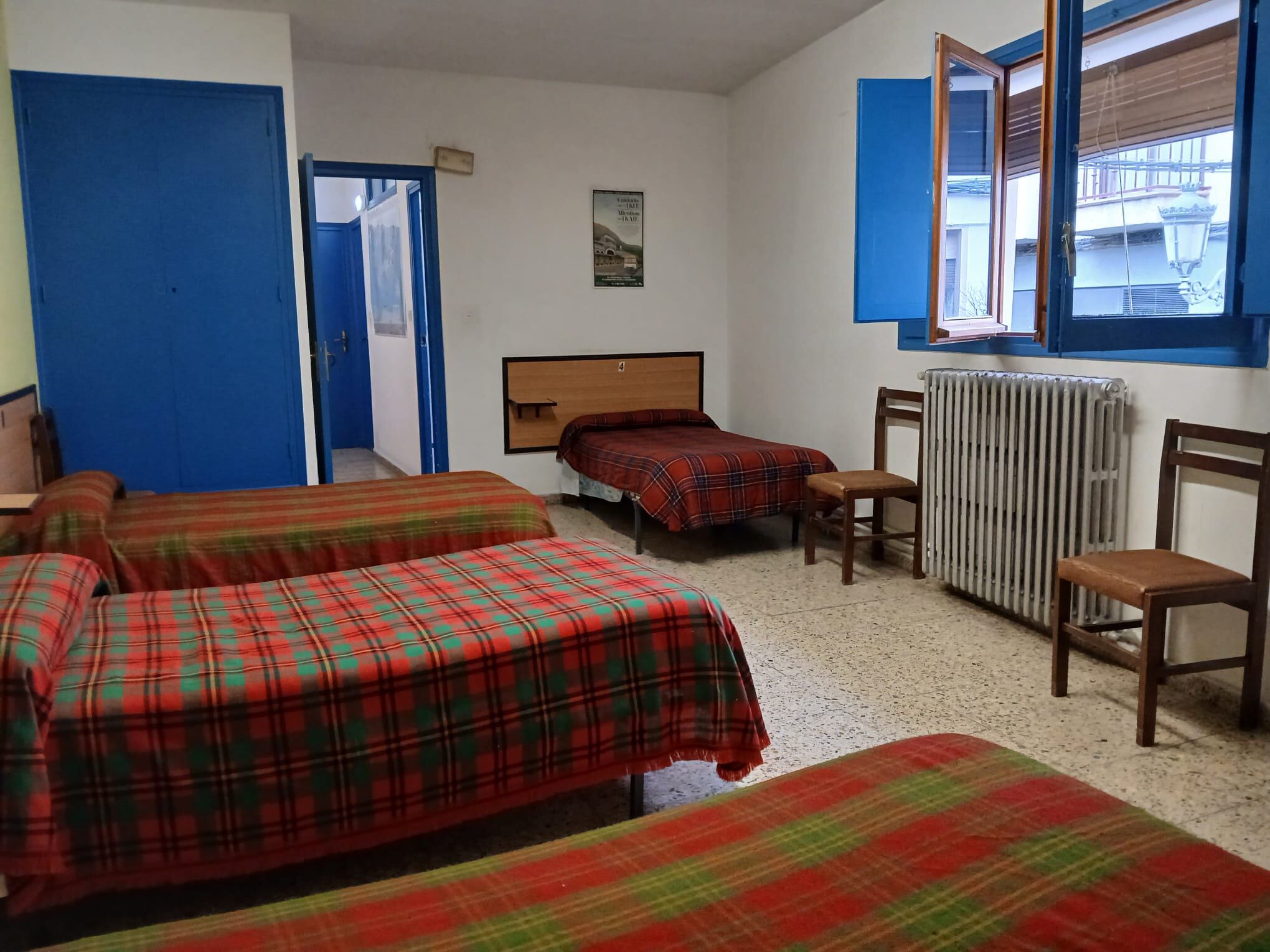 El albergue de transeúntes de Jaca ofrece 11 camas en tres habitaciones