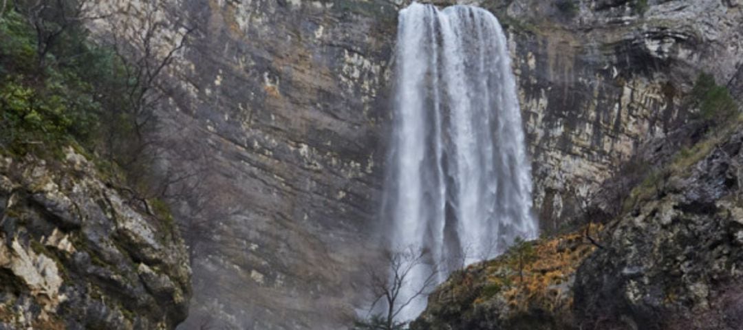 Imagen de archivo de los Chorros del río Mundo