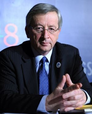 A file picture taken on February 14, 2009 in Rome shows EU&#039;s European commission chief Jean-Claude Juncker giving a press conference at the end of a meeting of G7 Finance Ministers and Central Bank Governors. The EU is already probing Luxembourg&#039;s tax bre