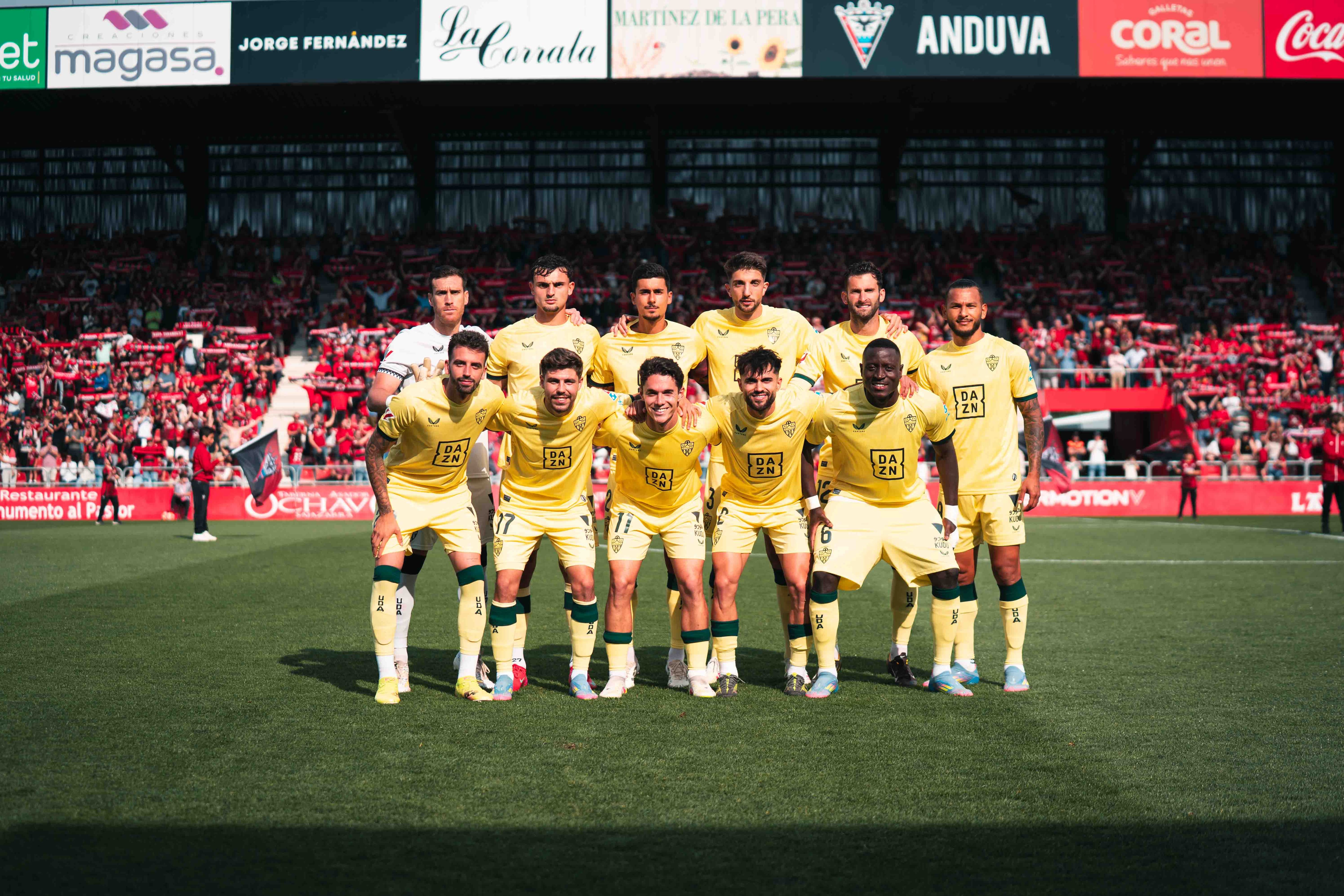 El Mirandés exige mucho en Anduva y el Almería lo tiene claro.