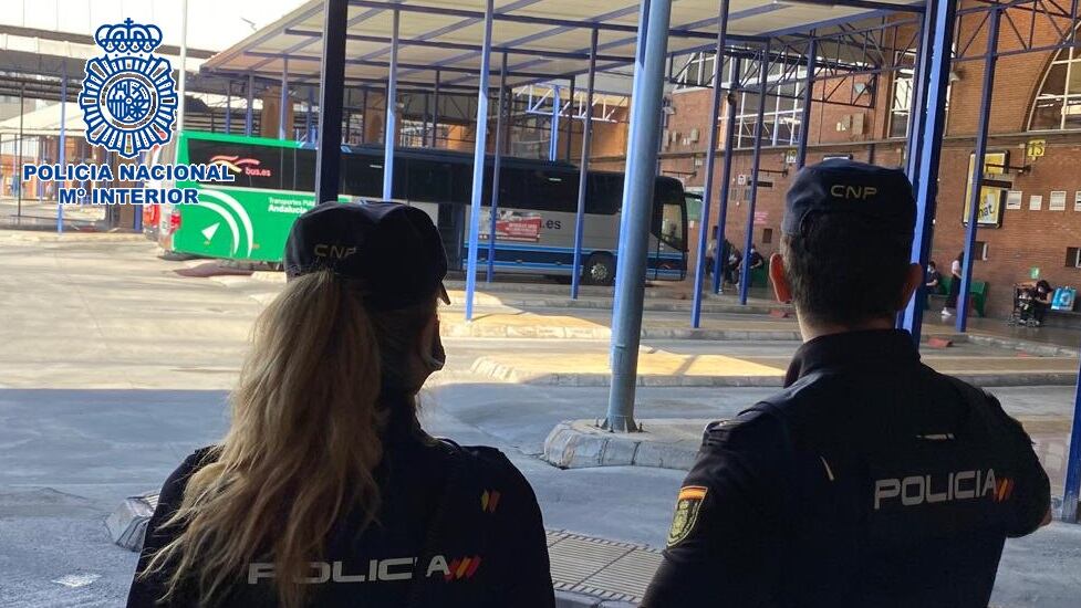 El pasajero fue detenido a su llegada a la estación de autobuses de Málaga