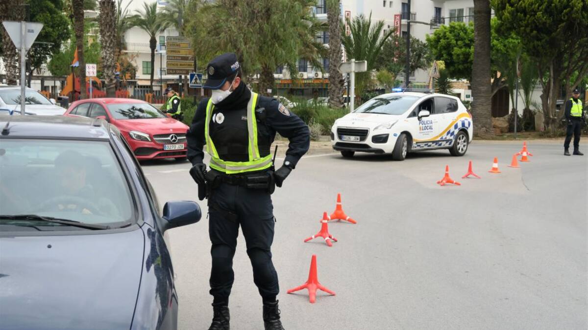 Alrededor de 500 multas por saltarse el confinamiento en Ibiza