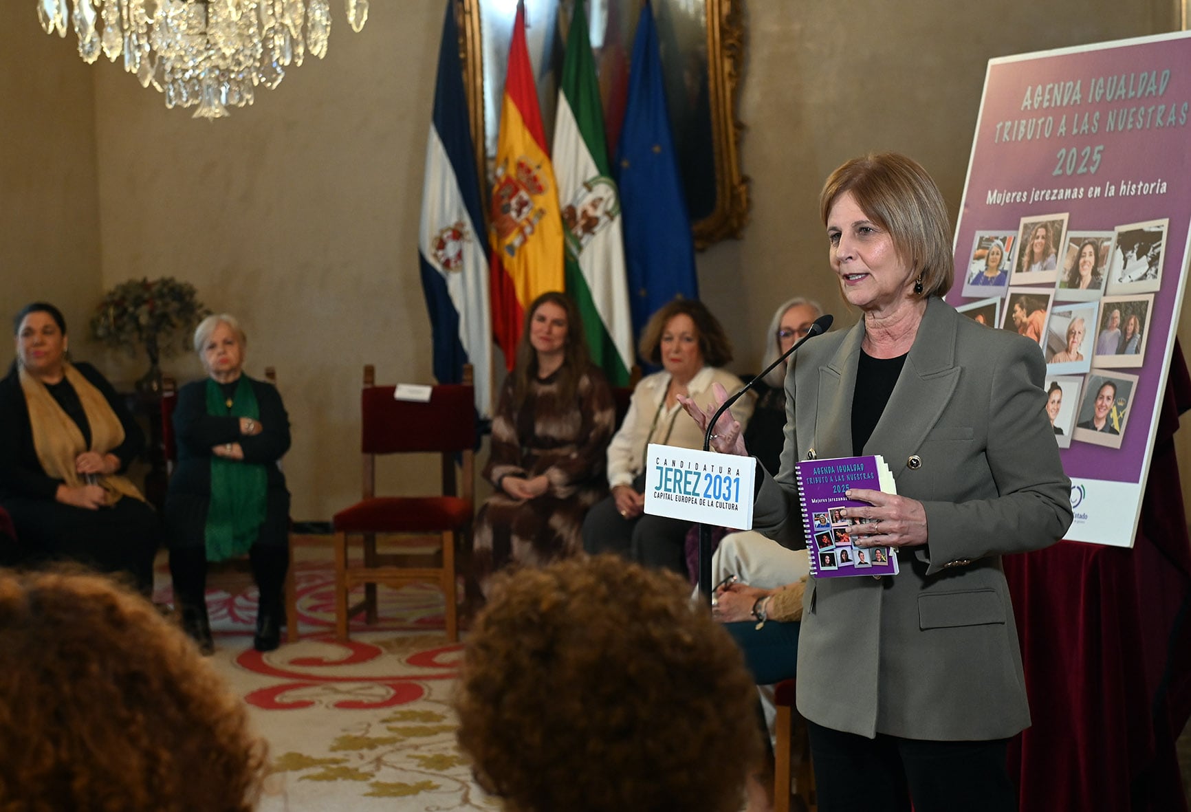 Presentación de la agenda, en el Ayuntamiento de Jerez