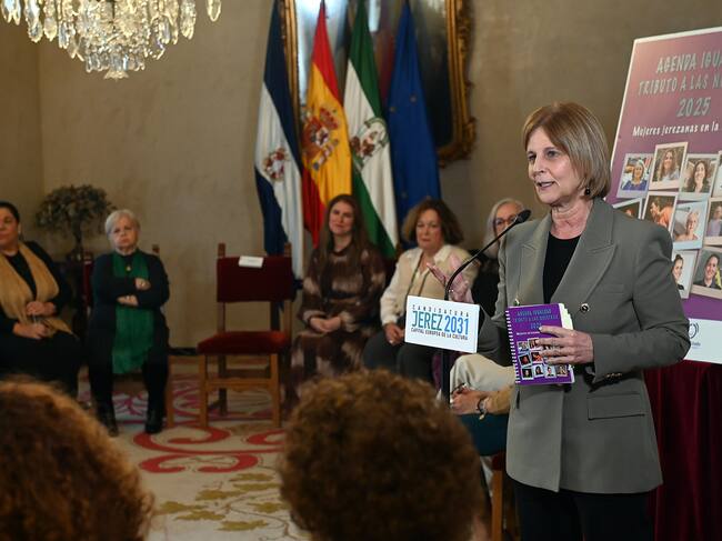 Presentación de la agenda, en el Ayuntamiento de Jerez