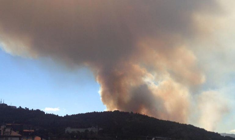 Uno de los incendios que se vivieron en Ourense el verano pasado