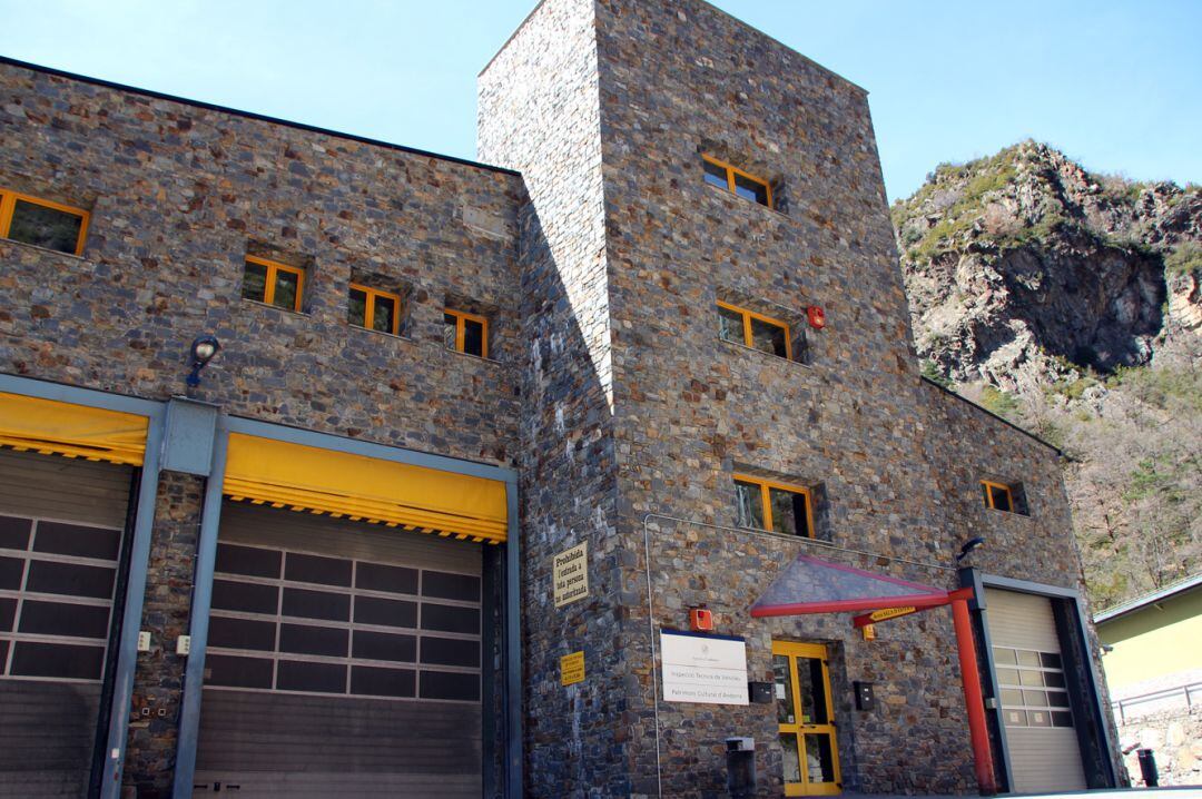 Edifici de l'ITV a Aixovall