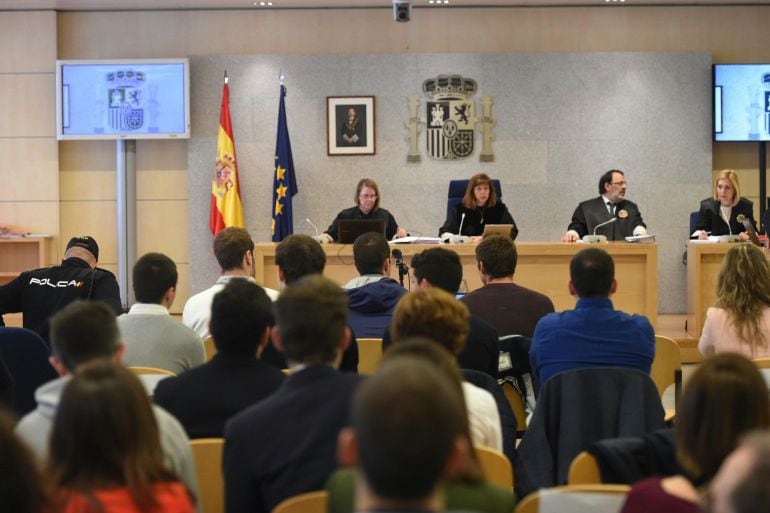 Juicio a los ocho acusados por la agresión a Guardias Civiles en Alsasua en 2016