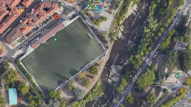 Imagen aérea del campo de fútbol de Soloarte, en Basauri