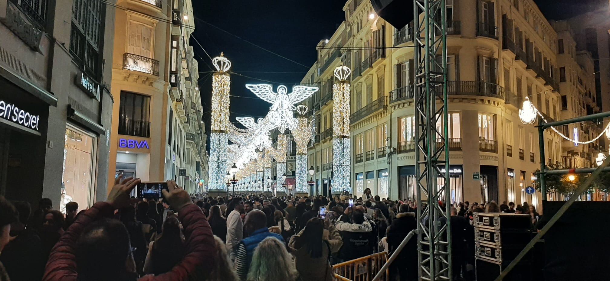 Calle Larios este viernes tras la inauguración del alumbrado de Navidad