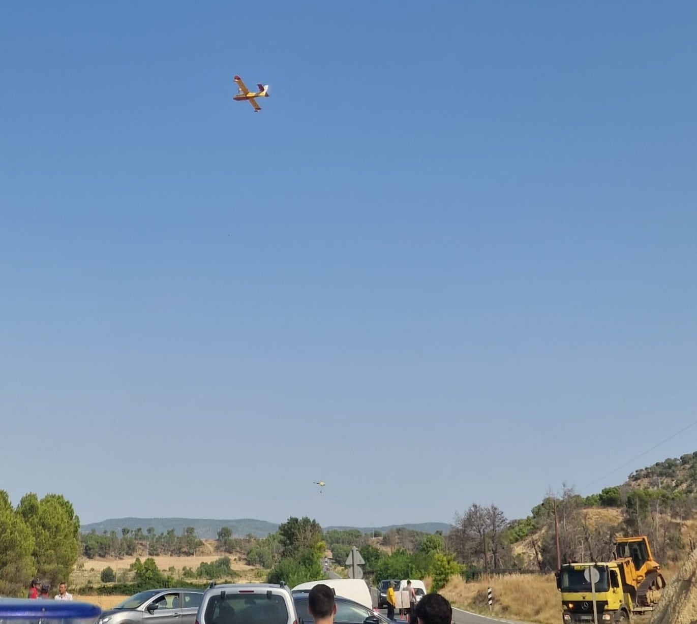 Tareas de extinción del incendio en Carcastillo