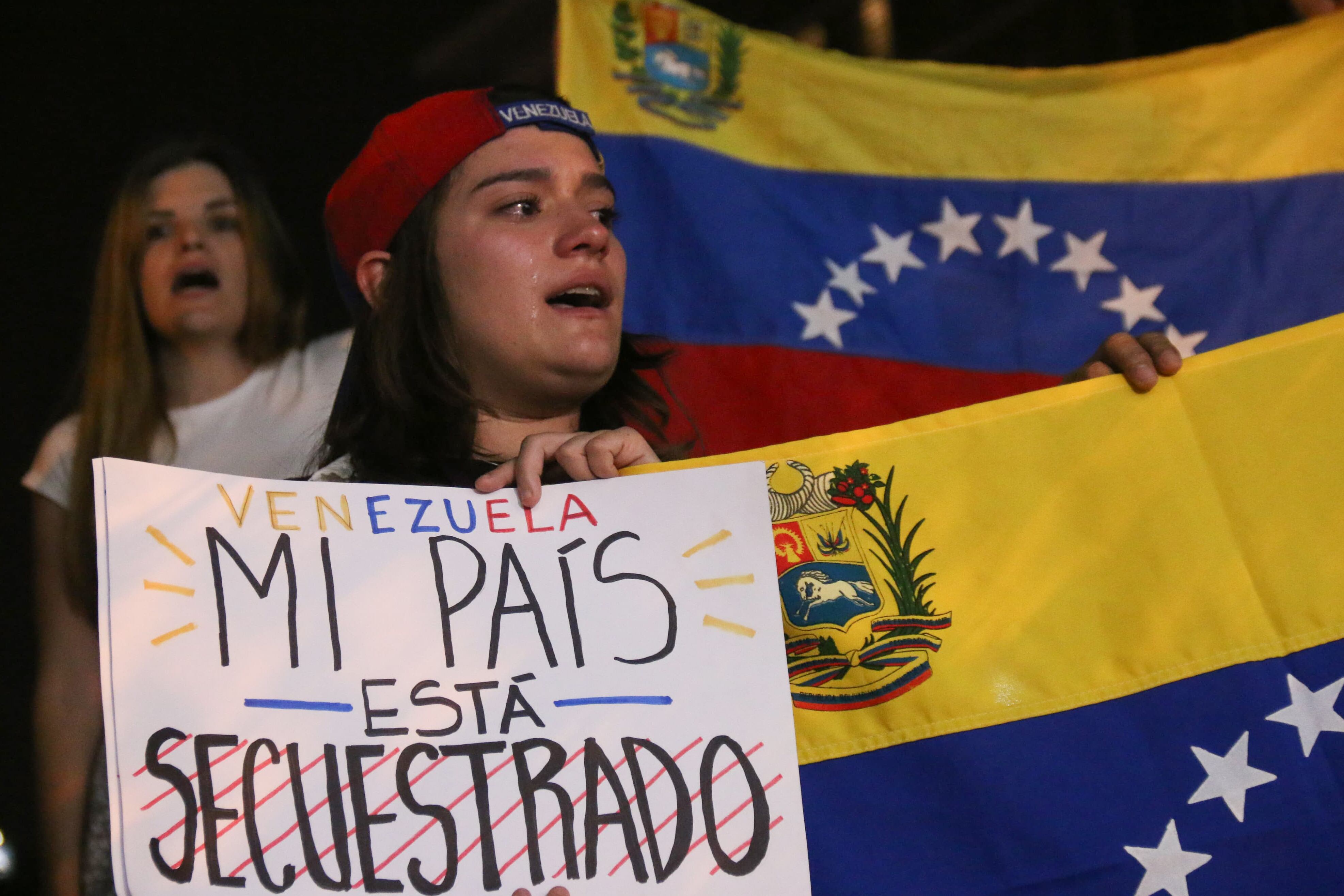 Venezolanos participan de una manifestación en rechazo a los resultados del Consejo Nacional Electoral (CNE), en las elecciones presidenciales de Venezuela.