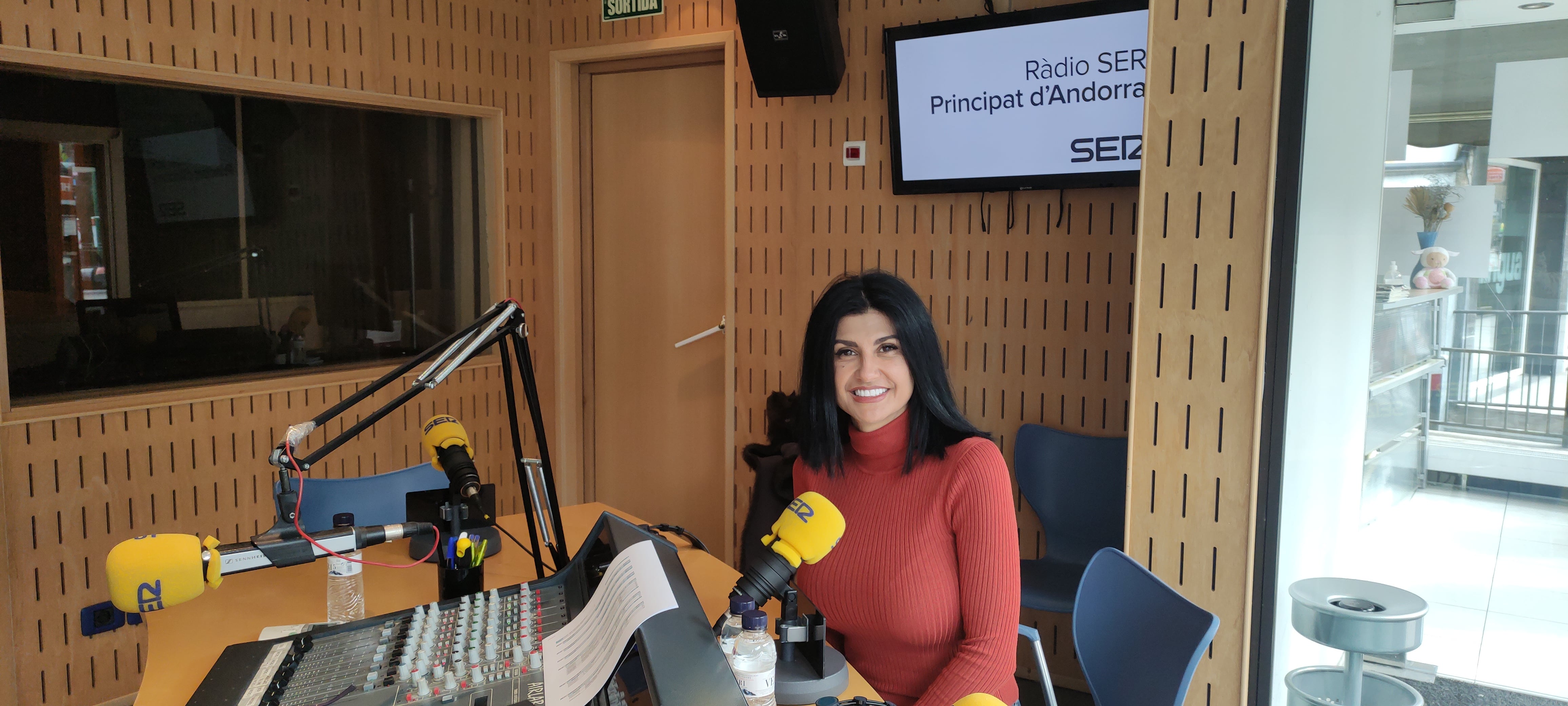 Carine Montaner durant l'entrevista a l'Aquí Andorra especial eleccions generals.