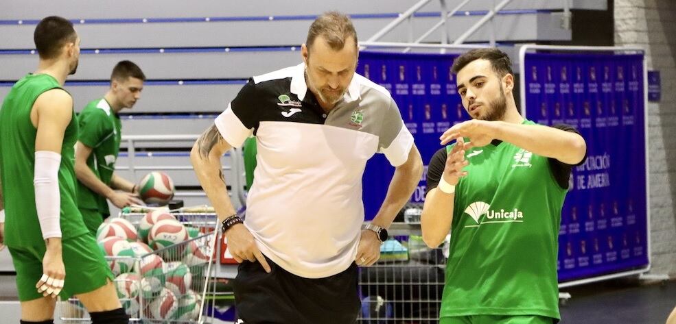 Charly Carreño y Alejandro Moya en los entrenamientos previos a la cita del sábado.