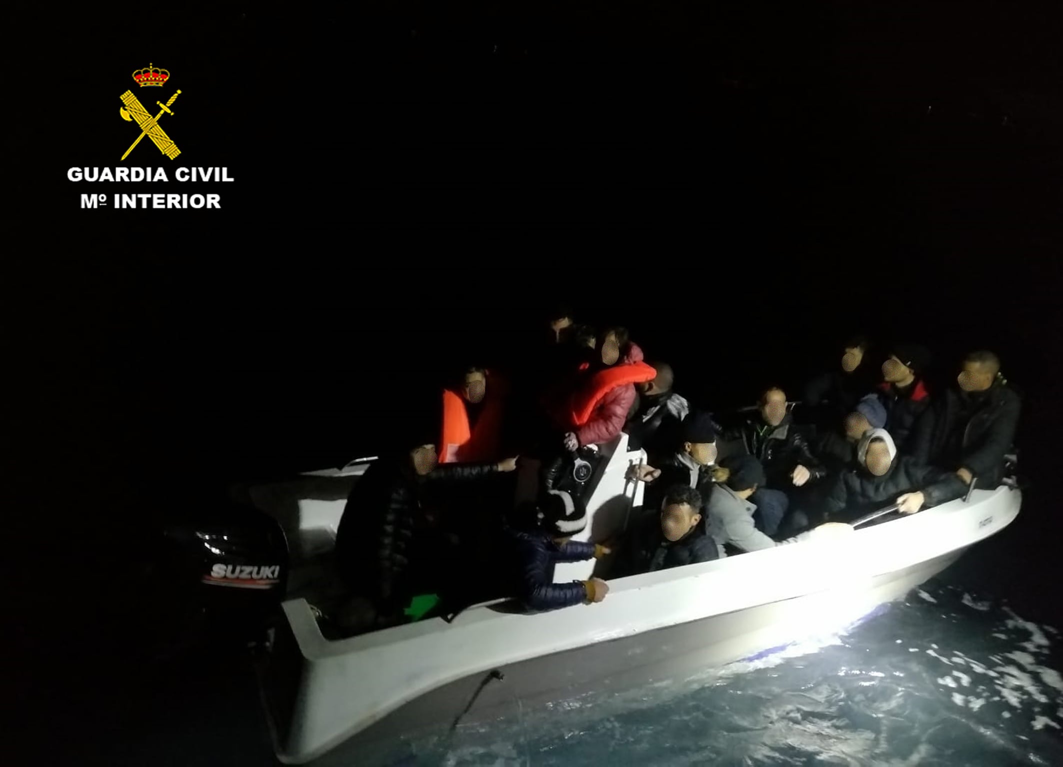 Rescate de 16 migrantes en aguas de Cabo Cope (Águilas, Región de Murcia)