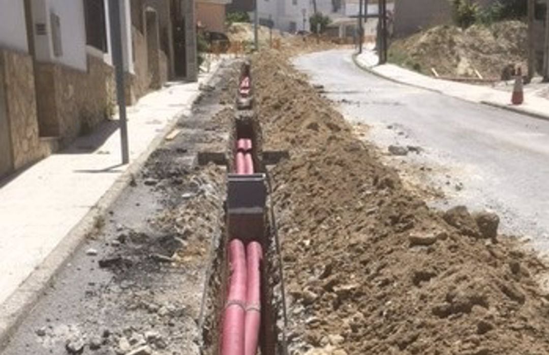 Obras de mejora de las instalaciones eléctricas en Cuevas del Campo