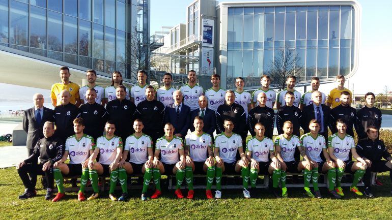 Foto oficial de la temporada 2017-2018.