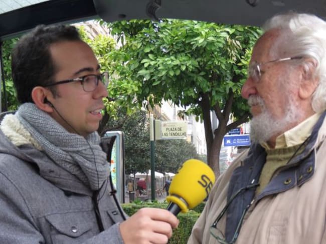 Gerardo Olivares en la Plaza de las Tendillas.