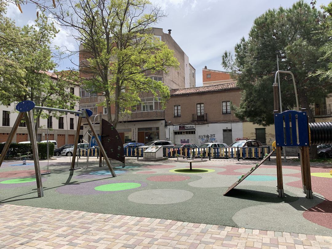 Aspecto del remodelado parque de Don Federico Velasco en Medina del Campo