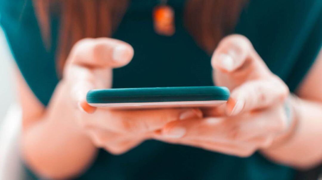 Plantean que se comuniquen las vacunaciones por SMS